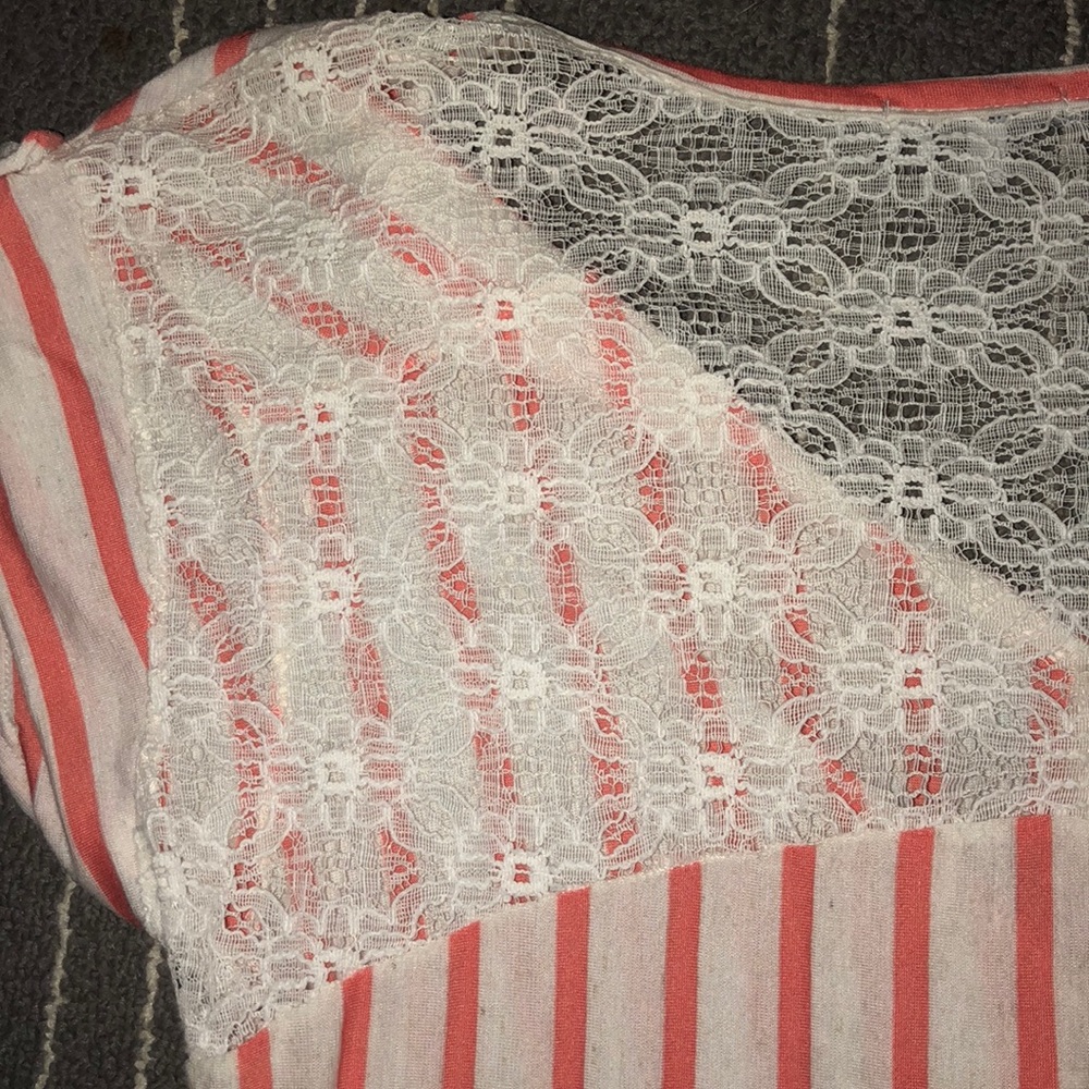 Striped top - Picture 3 of 4